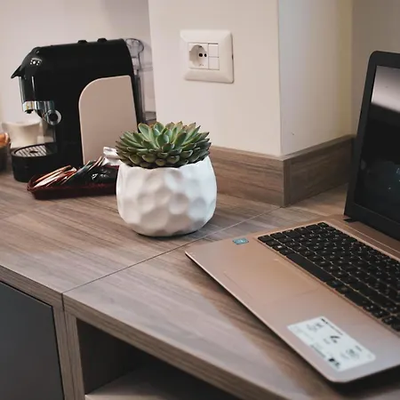 Гостевой дом Yeasy Smart *