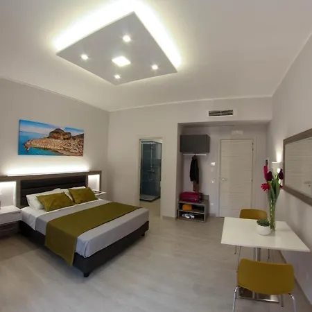 בית הארחה Yeasy Smart 4*