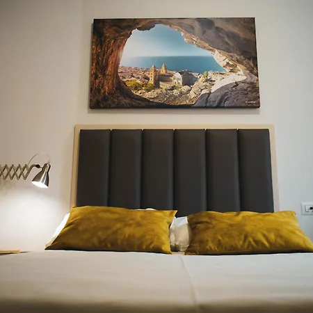 Гостевой дом Yeasy Smart Чефалу