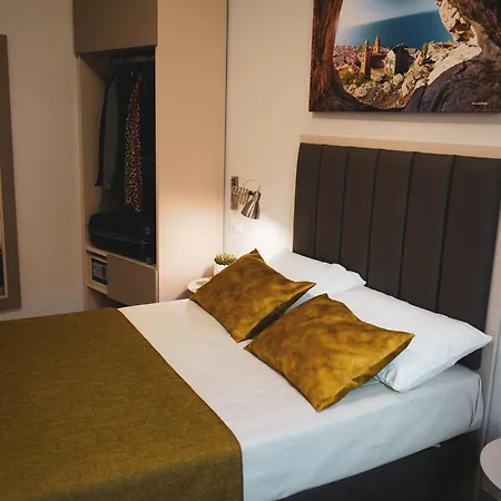 Yeasy Smart Гостевой дом 4*