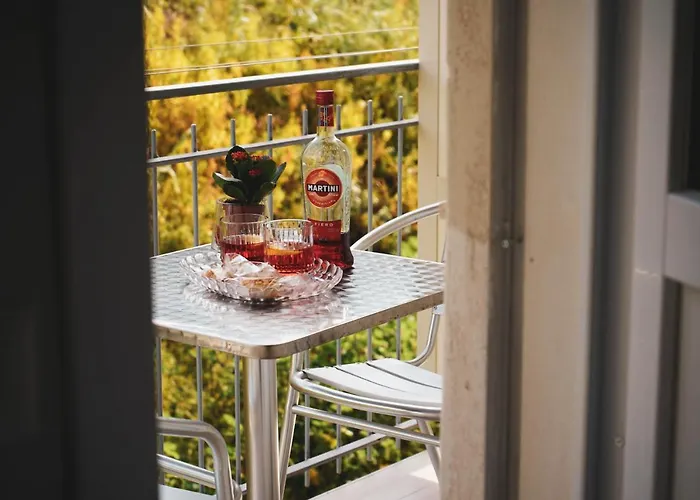 Yeasy Smart 4* צ'פאלו